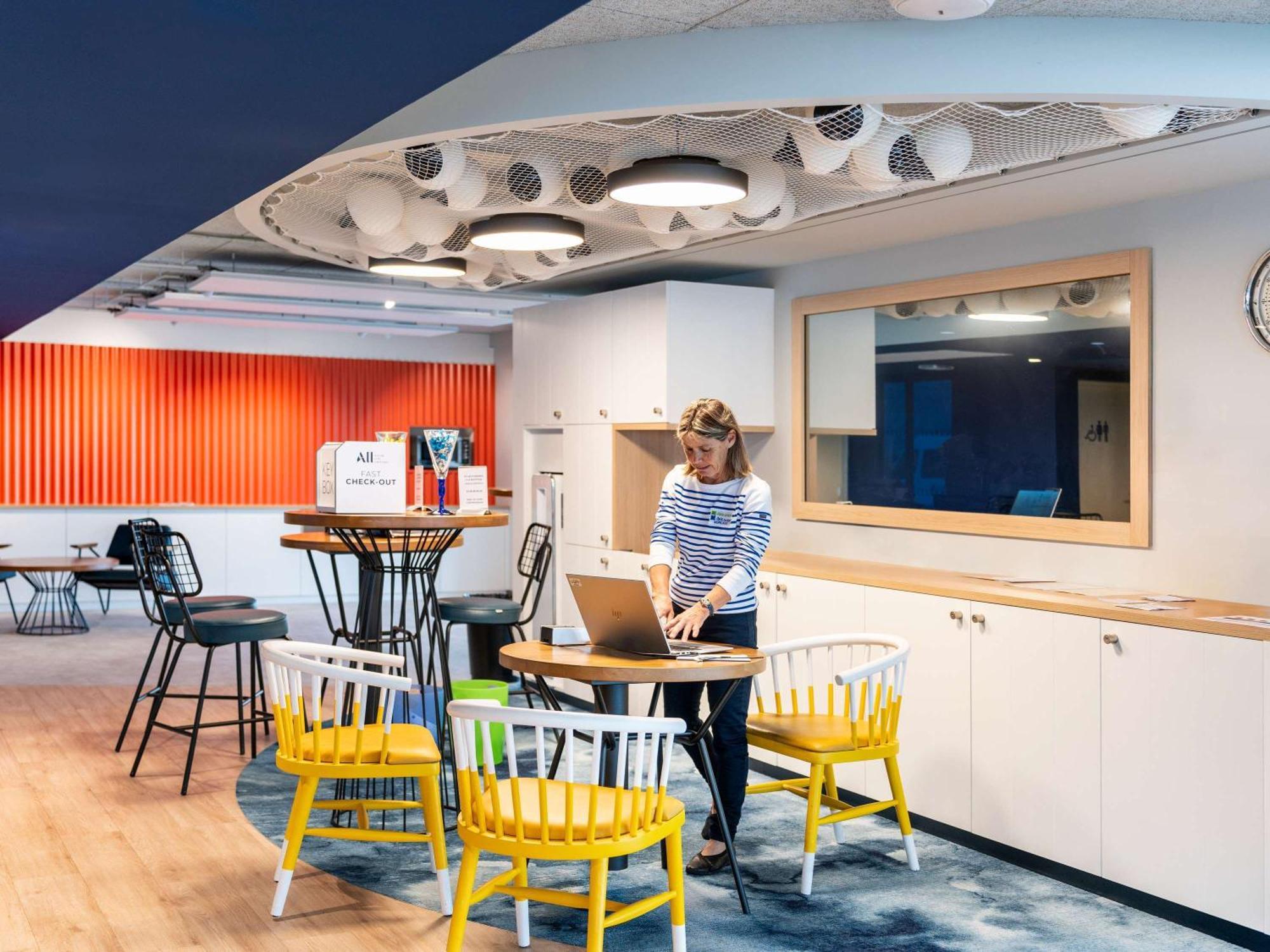 Ibis Styles Morlaix Hotel Exterior photo